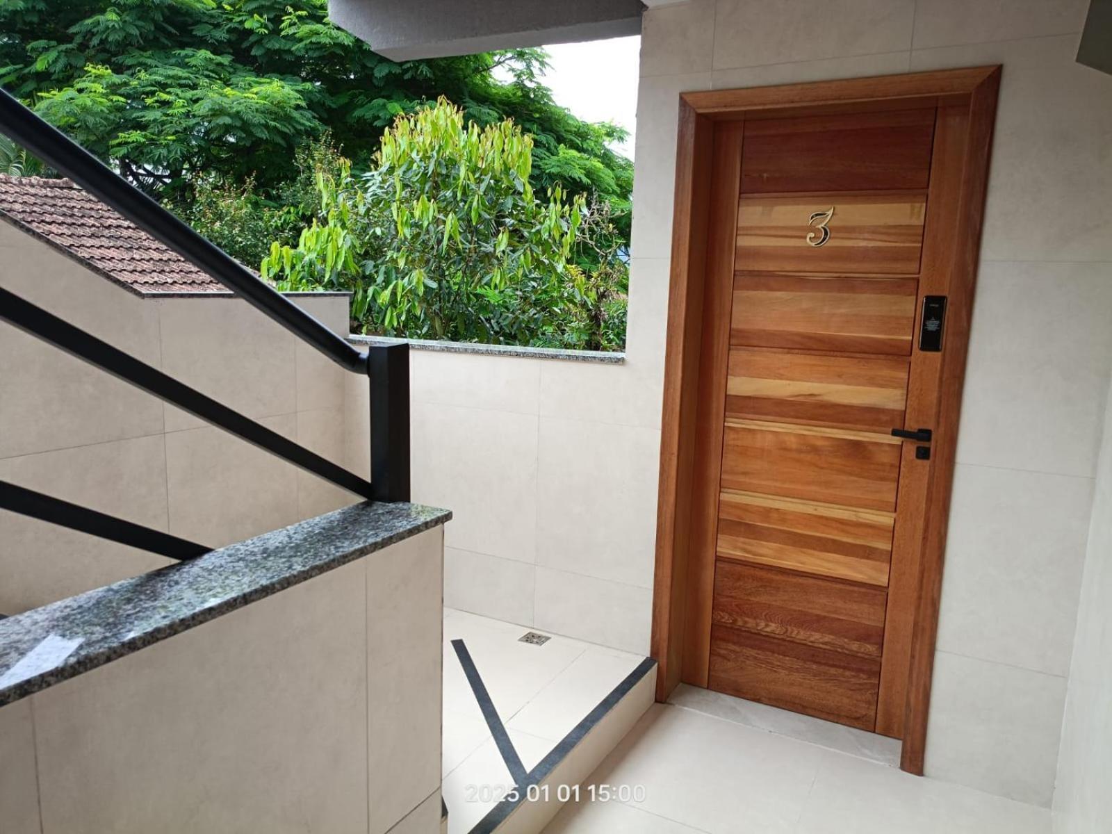 Pe Na Areia, Ubatuba, 2quartos, Inteiro , Wi-fi ,garagem *