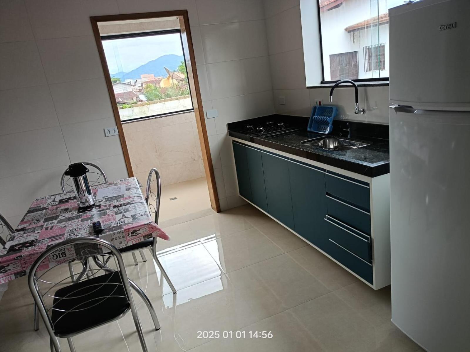 Pe Na Areia, Ubatuba, 2quartos, Inteiro , Wi-fi ,garagem *