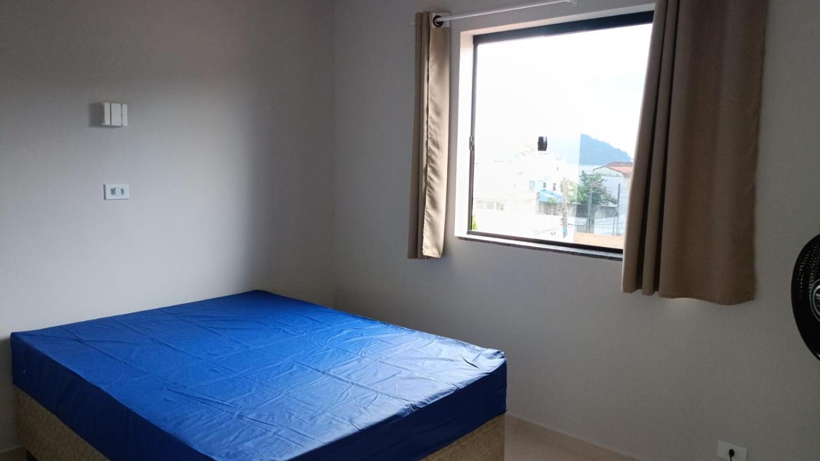 Pe Na Areia, Ubatuba, 2quartos, Inteiro , Wi-fi ,garagem * Ubatuba