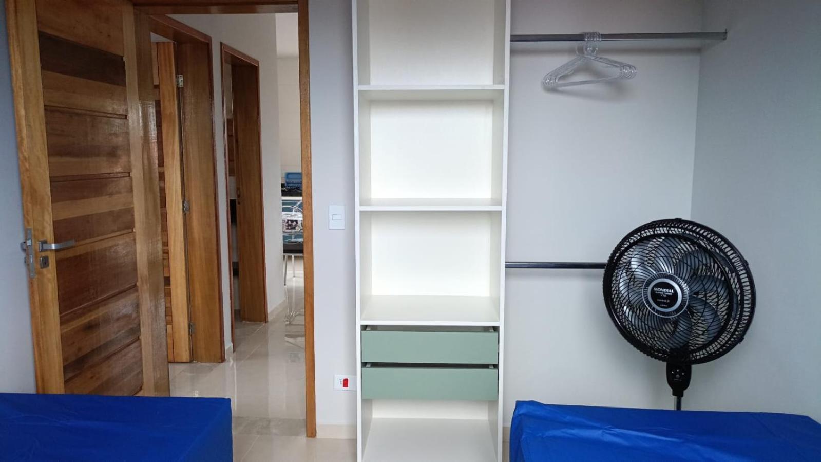 Apartamento Pe Na Areia, Ubatuba, 2quartos, Inteiro , Wi-fi ,garagem