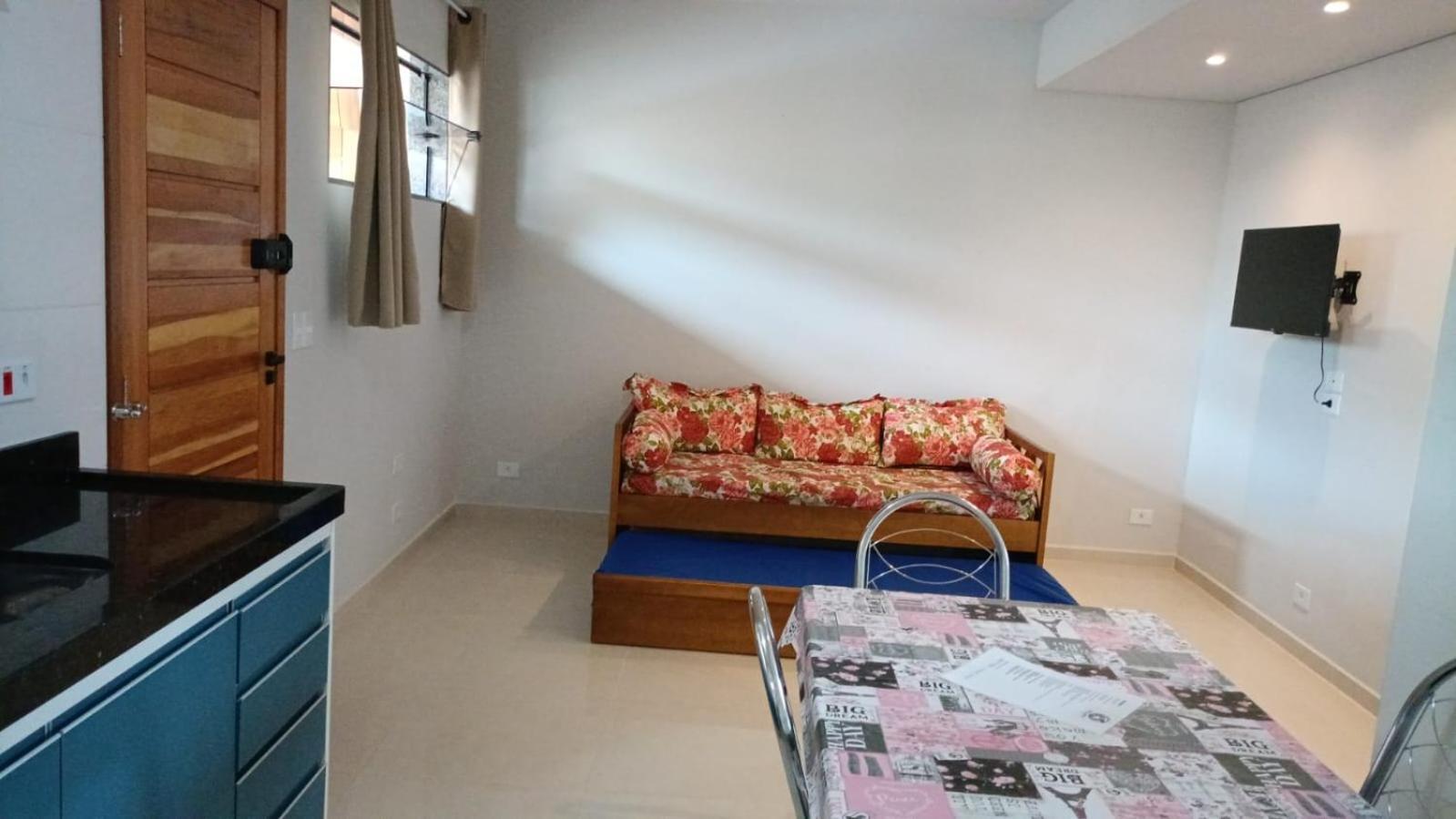 Pe Na Areia, Ubatuba, 2quartos, Inteiro , Wi-fi ,garagem Apartamento