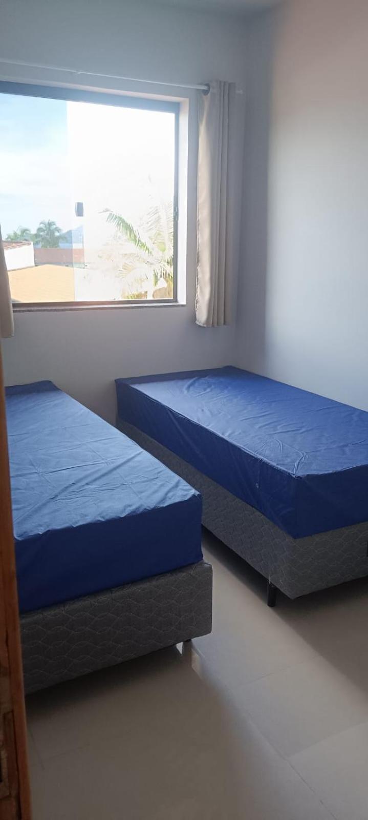 Pe Na Areia, Ubatuba, 2quartos, Inteiro , Wi-fi ,garagem Apartamento Ubatuba
