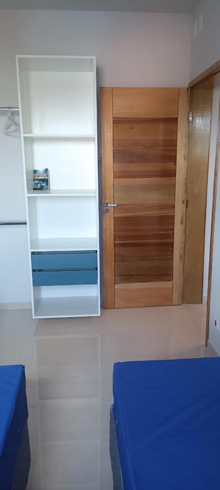 Apartamento Pe Na Areia, Ubatuba, 2quartos, Inteiro , Wi-fi ,garagem Ubatuba