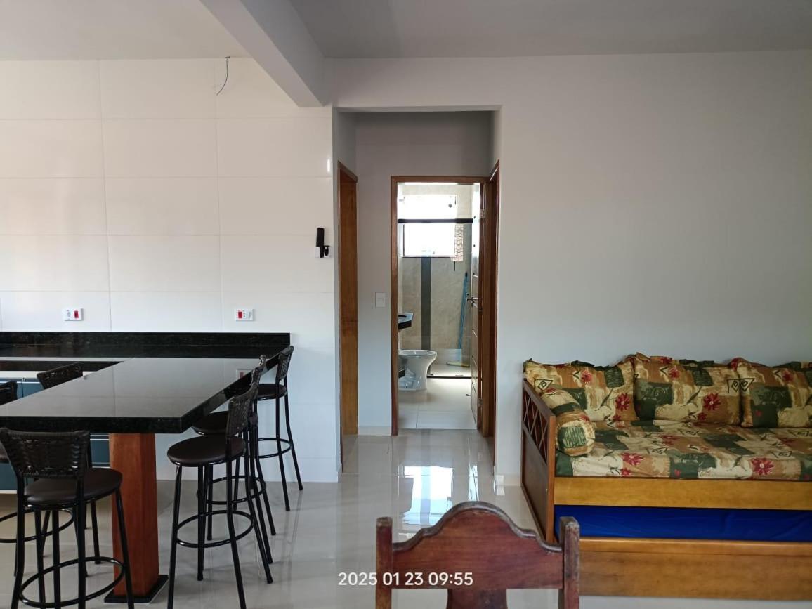 Pe Na Areia, Ubatuba, 2quartos, Inteiro , Wi-fi ,garagem Apartamento
