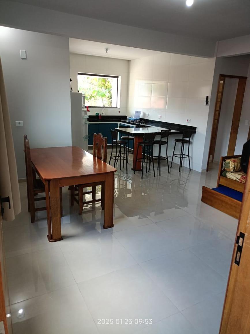 Pe Na Areia, Ubatuba, 2quartos, Inteiro , Wi-fi ,garagem * Ubatuba
