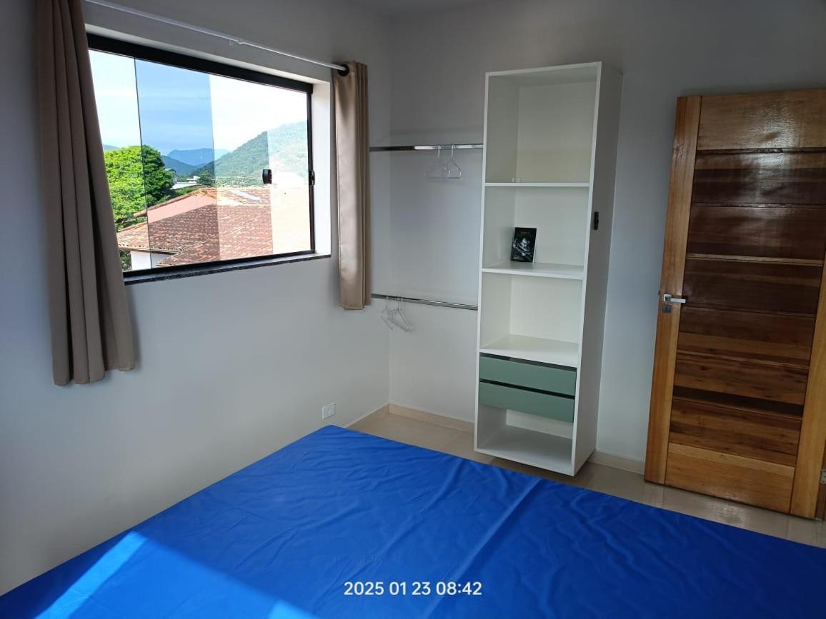Pe Na Areia, Ubatuba, 2quartos, Inteiro , Wi-fi ,garagem Apartamento Ubatuba