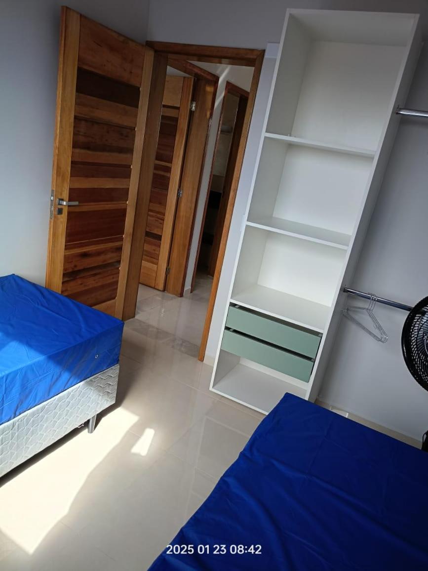 Apartamento Pe Na Areia, Ubatuba, 2quartos, Inteiro , Wi-fi ,garagem *